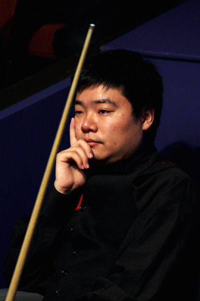 暴露出一些 暴露出一些